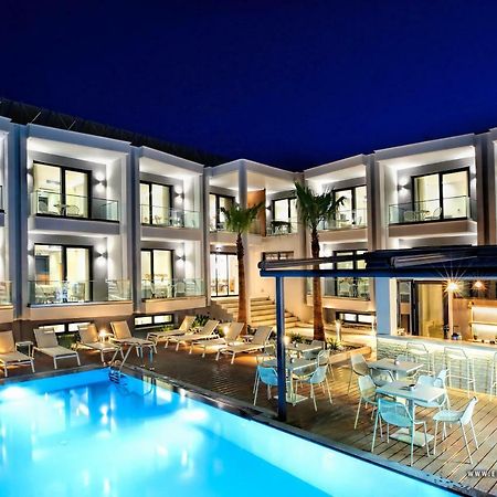 Senso Suites Néa Péramos Eksteriør bilde